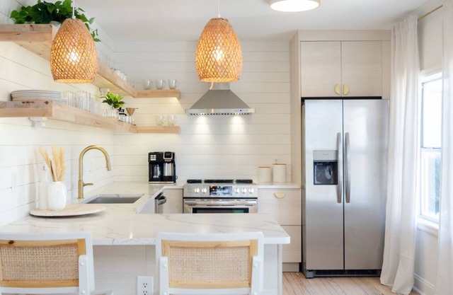 Updated and wonderfully designed 4BR suite