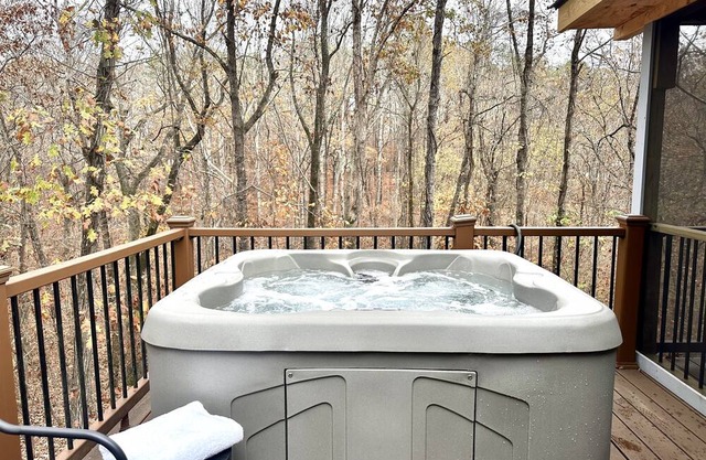 Updated Cabin with Hot Tub!