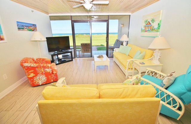 🌊Updated Oceanfront Condo-Chadham by the Sea 119🌊