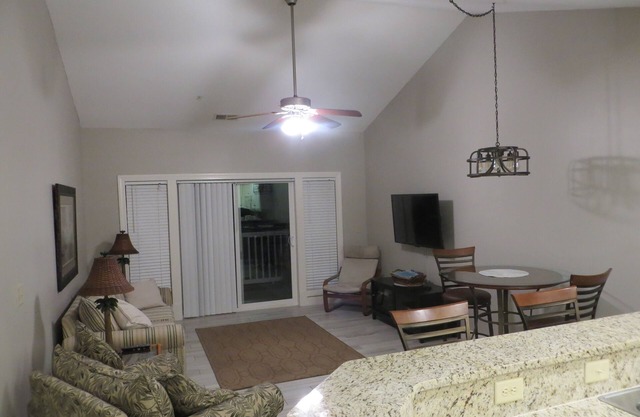 Upscale 2 Bedroom 2 Bath Villa at World Tour with Elevator