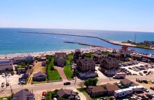 Upscale Condo in Galilee is just Steps to Salty Brine Beach