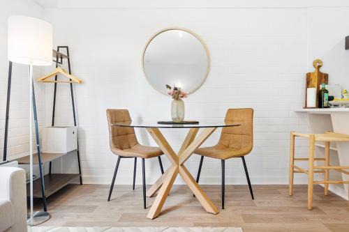 Urban Chic Studio By 'the Strip'