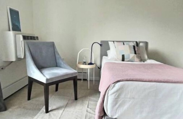 Urban Denver 2BR Flat, Steps to Botanical Garden