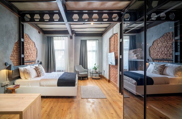 Urban Quarters - Büklü Han