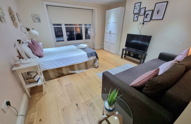 Urban Stay Oxford Gardens Apartments