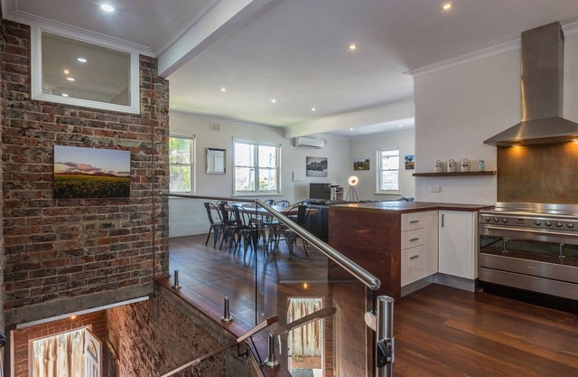 UrbanStyle Claremont Apartment