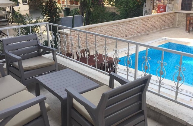 Urcu Hotel