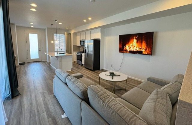 Uriah Haven, cozy Family-Friendly townhouse