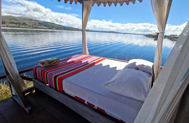 Uros Khantati - Lago Titicaca