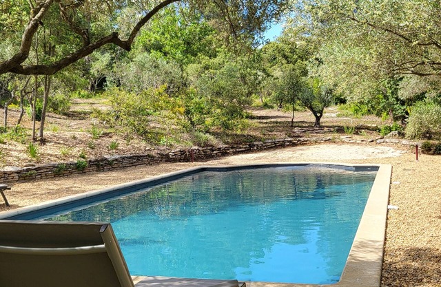 Uzès: Town and Country! Newly renovated house with large pool and grounds!