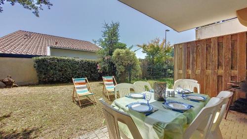 V-Mimosas 02 Appartement lumineux pour 6 personnes avec terrasse et jardin à Vieux Boucau