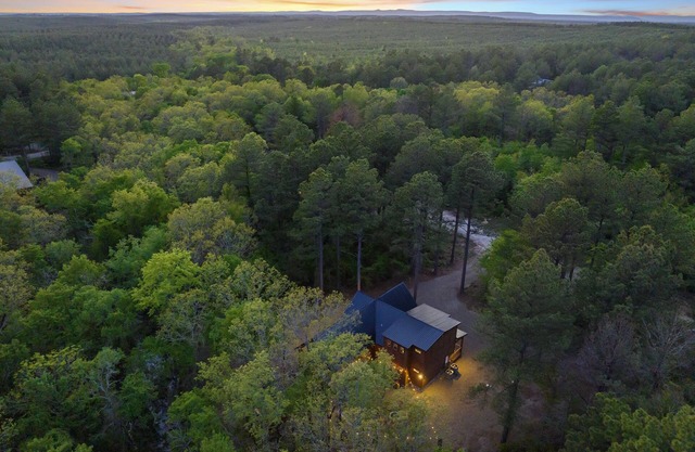 Vacana: HH, Game Room, Hot Tub, Fire Pit, Pets