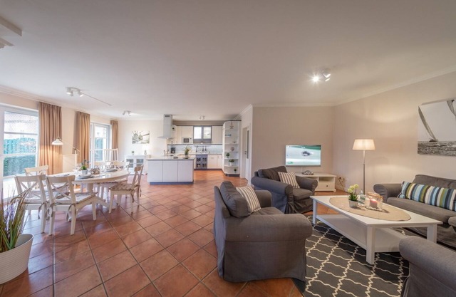 Vacation apartment/apartment for 6 guests with 140m² in Westermarkelsdorf (51538)