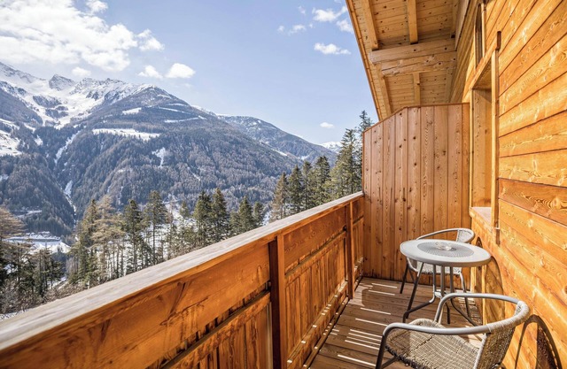 Vacation Apartment "Golserhof Kristall" in the Ahrntal Valley with Mountain View
