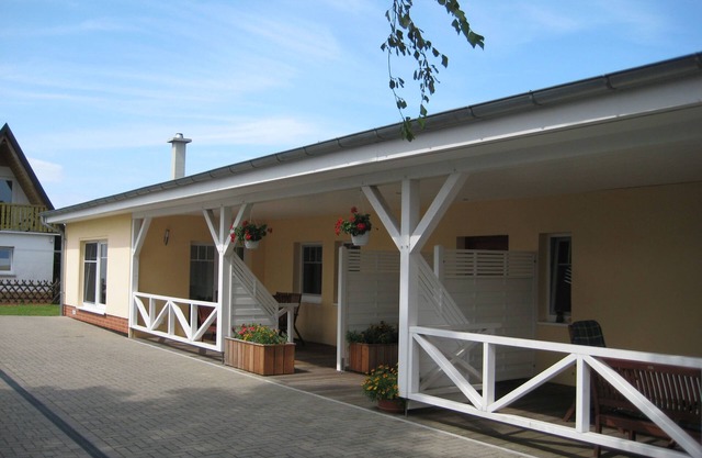 Vacation apartment/apartment for 6 guests with 84m² in Börgerende (59039)