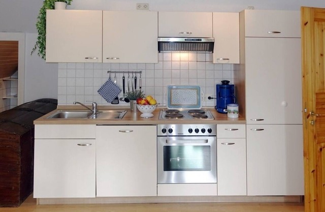 Vacation apartment/apartment for 5 guests with 80m² in Hasselberg (145683)