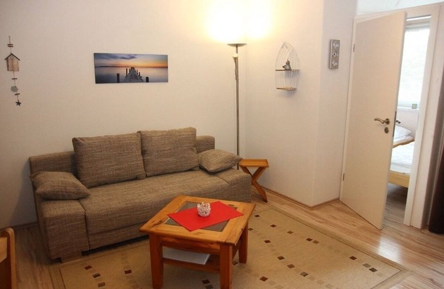 Vacation apartment/apartment for 3 guests with 36m² in Burhave (126273)