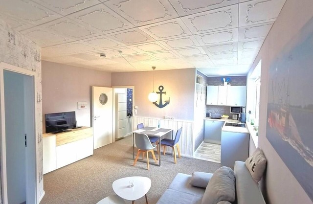 Vacation apartment/apartment for 2 guests with 36m² in Burhave (126769)