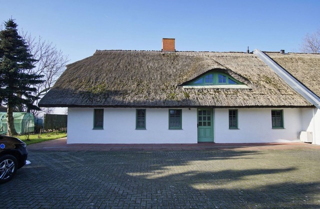 Vacation apartment close to the beach with sea view - Ferienhaus Strandlatscher FeWo 02 -