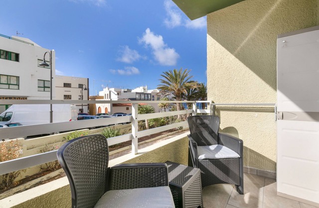 Vacation Apartment 'Coral Beach' with Sea View, Balcony and Wi-Fi
