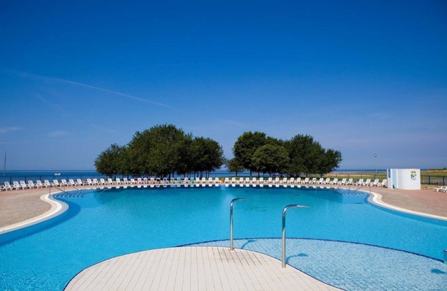 Vacation complex Katoro Apartment Classic CA2BP2 for 4 persons