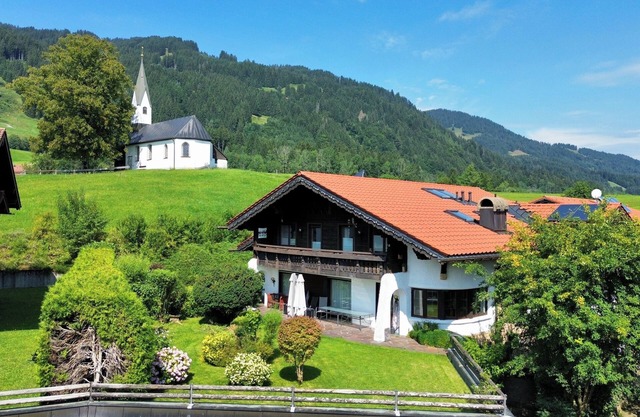 Vacation cottage Alpen-Villa Charivari