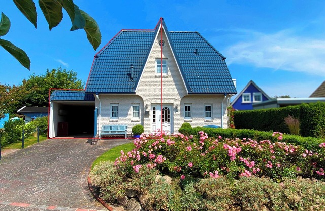 Vacation home Friesenhaus for 2 in Schönberg-Kalifornien