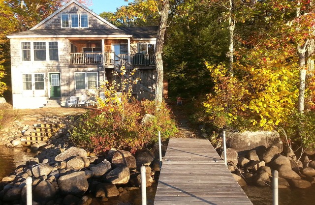 Vacation dream! Idyllic Long Lake Escape w/All Amenities in Quiet Neighborhood