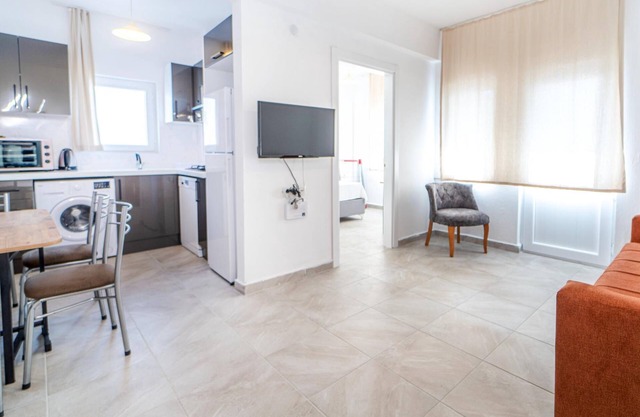 Vacation Flat w Balcony 3 min to Beach in Bodrum