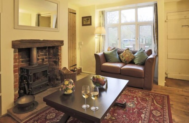 Vacation home Briar Cottage in Halesworth - 3 persons, 2 bedrooms