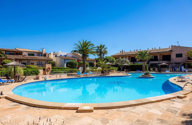 Vacation Home "Casa Arts 50" with Pool, Wi-Fi, A/C, Terrace & Garden