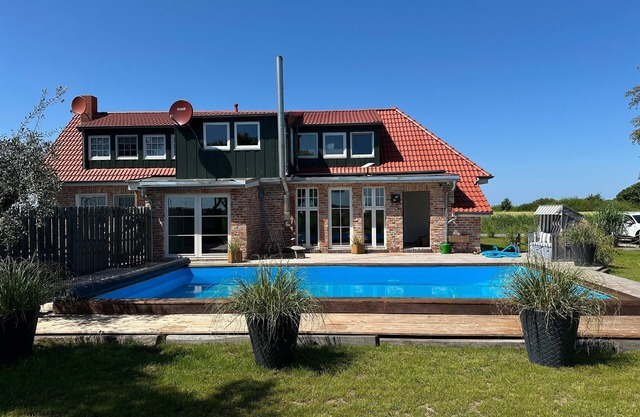 Vacation home for 4 guests with 60m² in Norden (297401)