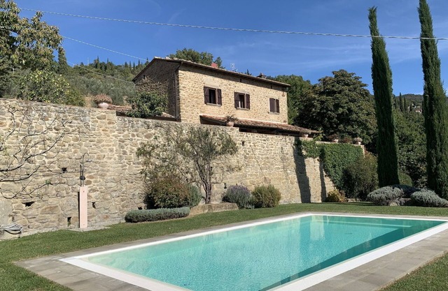 Vacation home for 8 guests with 250m² in Cortona (272136)