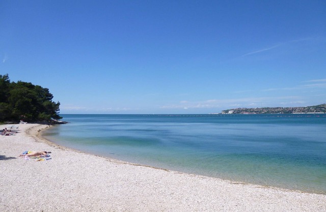 Vacation house with pool 3 bedrooms in quiet area Kaštel near Umag