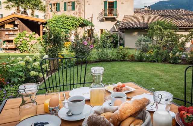 Vacation in a historic winery - Antonia vacation apartment