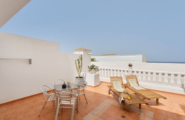 Vacation 'Nomad Retreat' with Private Terrace, Private Garden and Wi-Fi
