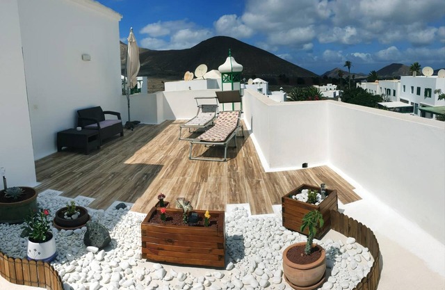 Vacation 'Suite Junior Con Terraza' with Wi-Fi and Air Conditioning