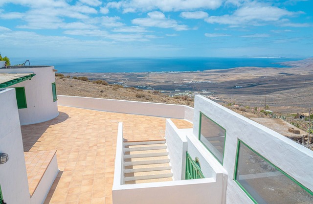 Vacation Villa 'Lanzarote Suite Moon' with Sea View, Private Pool and Wi-Fi