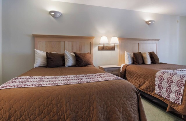 Vacation Wonderland Awaits at Summit Village - Cozy Guestroom at Shanty Creek!