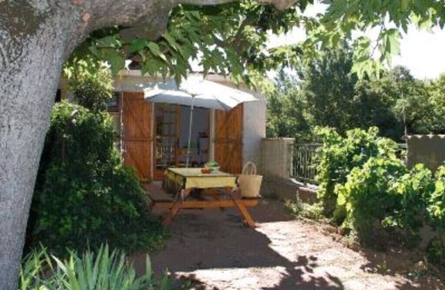 Val'ombreuse : Maison Avec Jardin en Bord de Rivière