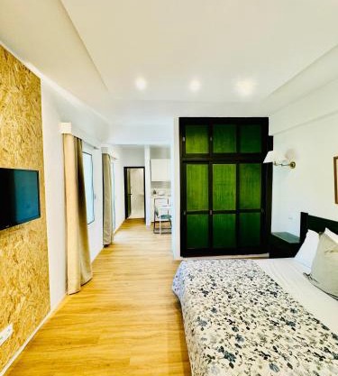 VALE MAR Guest