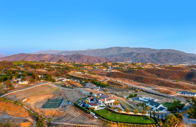 Vaquero by Fieldtrip | Modern Wine Country Resort