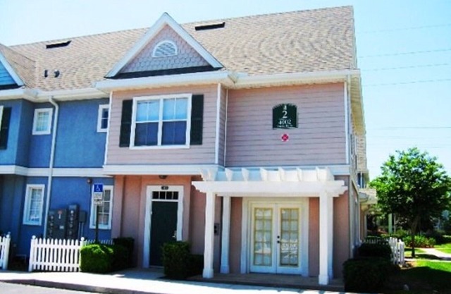 VB007 Cute and Cozy Venetian Bay Vacation Rental Townhome Just 6 Miles to Disney