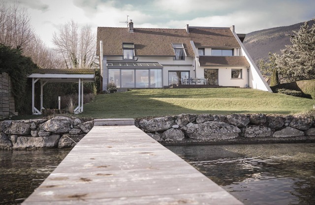 Venez Chez Vous Les Pieds dans l'Eau