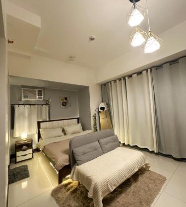 Venice Vista Lodge Staycation in McKinley Hill