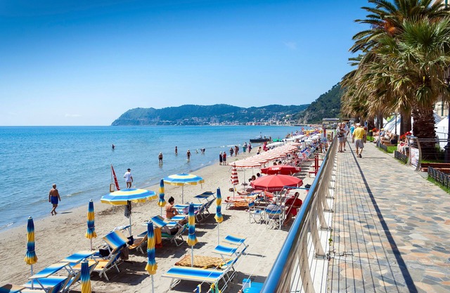 Verbena with parking 500m from the sea