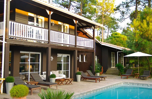 Very beautiful villa between golf and ocean