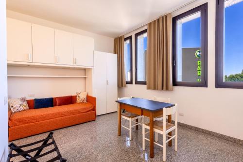 Via Moro - Home 47