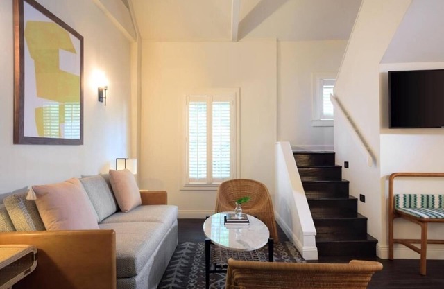 Vibrant 2 Floor Loft Ideal for Relaxing Escape in Key West - Near Duval St