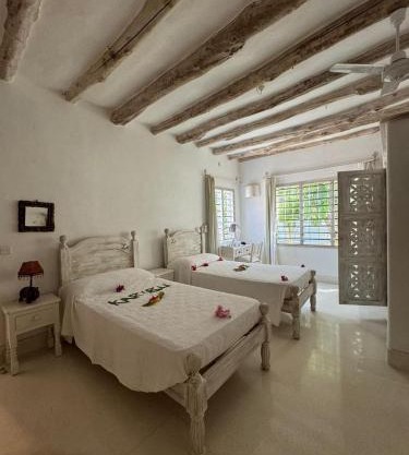 Vibrant calmness Home